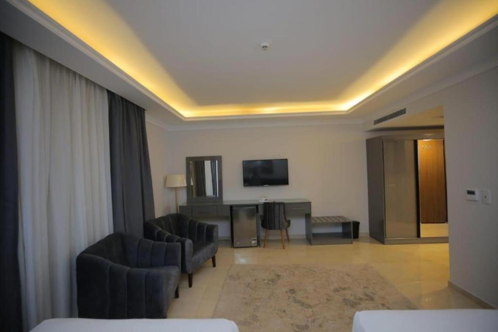 Grand Plaza Sheikh Zayed Hotell Kafr Abu 'umaydah Exteriör bild